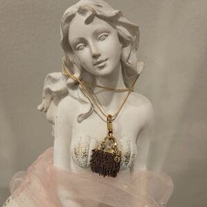 VINTAGE JUICY COUTURE DARK PINK BAG CHARM AND NECKLACE INCLUDED